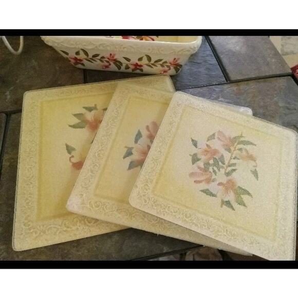 Temp Tations 9pc Casserole Bakers Set 2.5, 2.0 & 1.5qt Magnolia Design Embossed - Picture 4 of 12